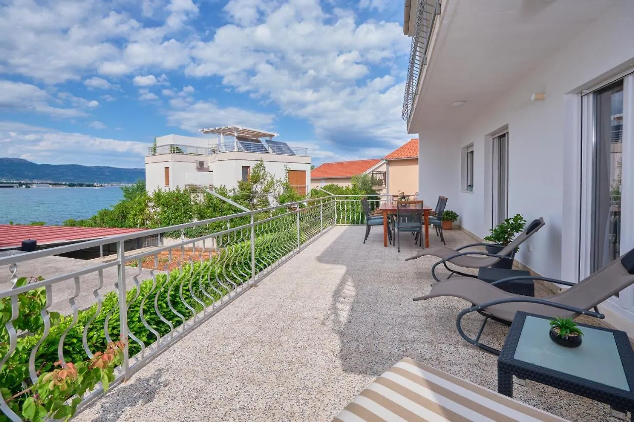 Apartment Sime Trogir