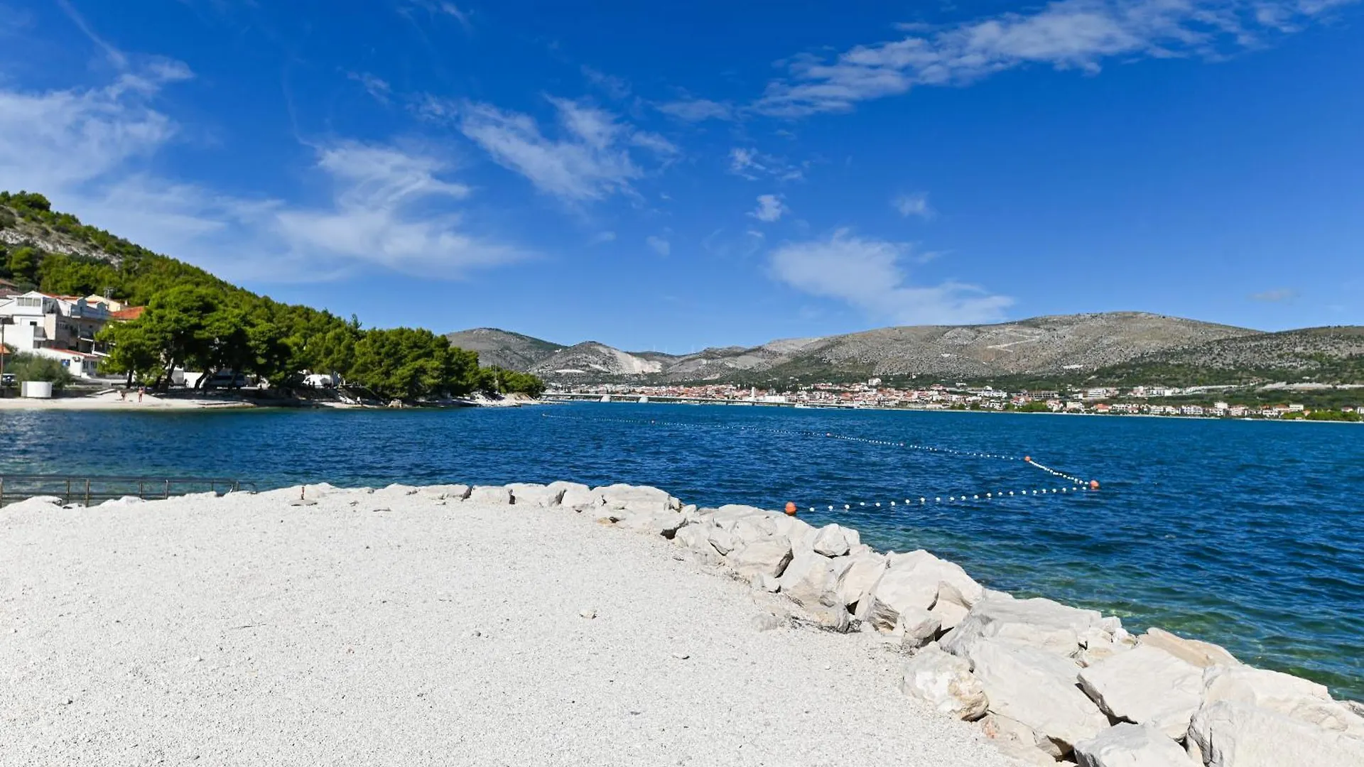 Apartments Sime تروغير