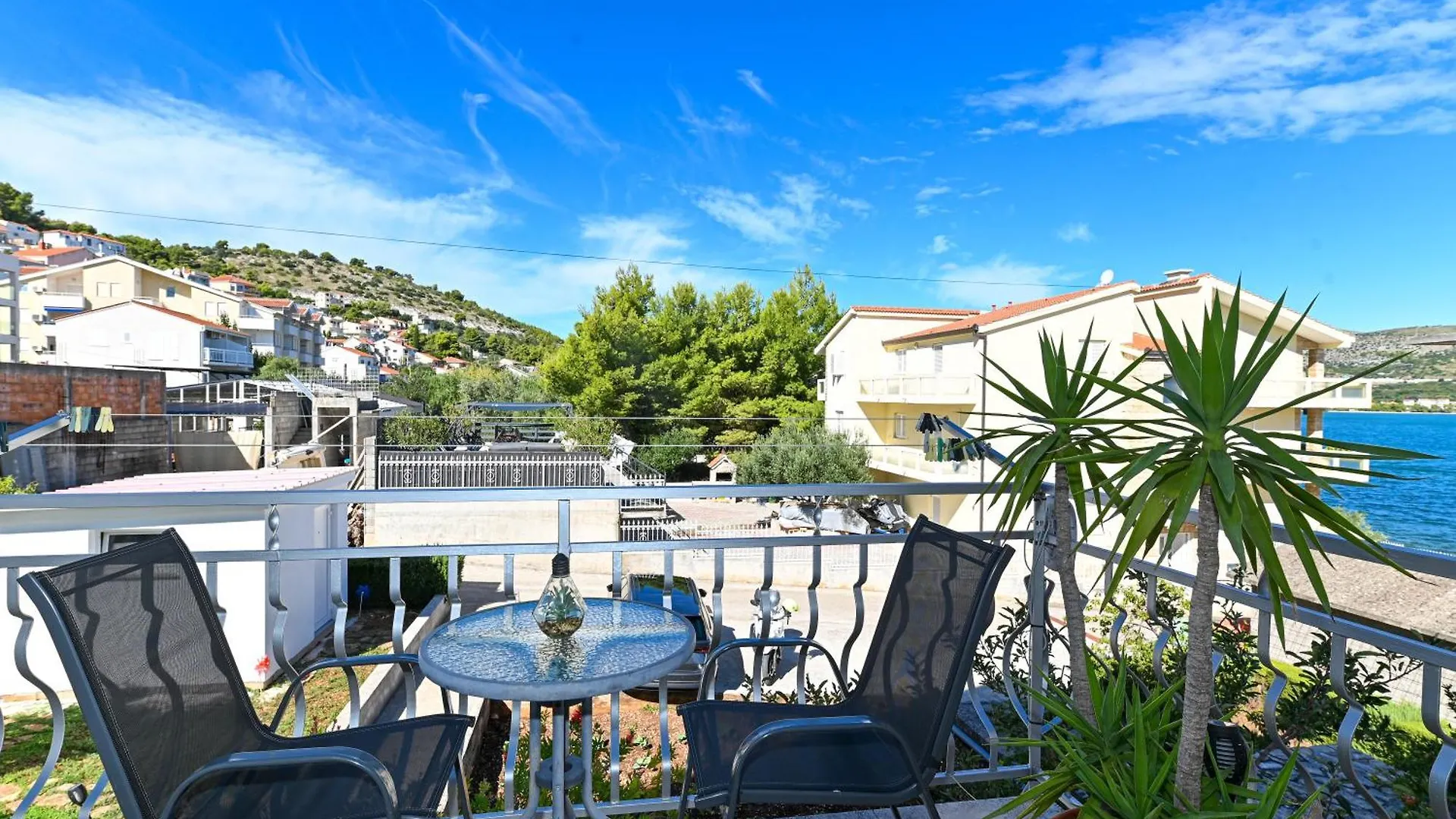 Apartments Sime تروغير